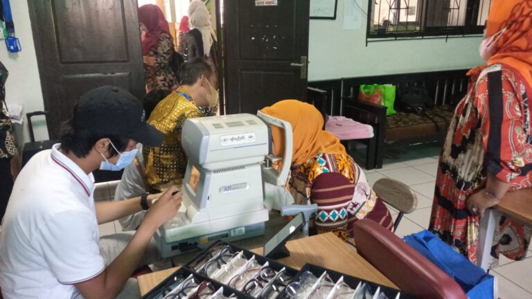 Bakti Sosial Charity Vision di SDN Jombang Bintaro